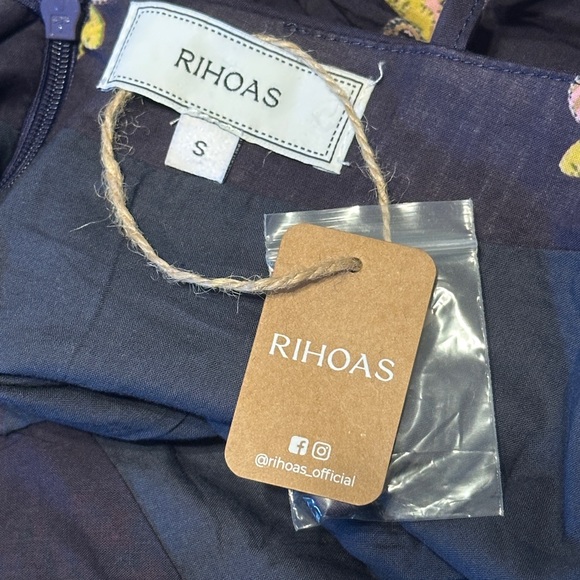 Rihoas Navy Blue Midi Dress - Picture 5 of 5